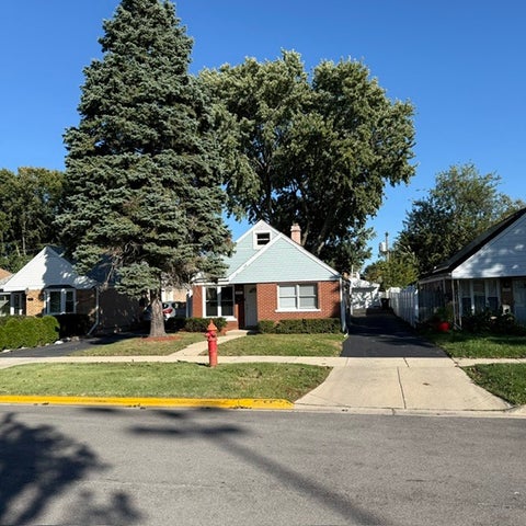 Photo of 521 53rd Avenue, Bellwood, IL 60104 (MLS # 12788980)