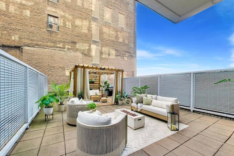 Tiny photo for 933 W Van Buren Street #326, Chicago, IL 60607 (MLS # 12704339)