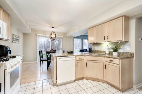 Tiny photo for 434 Locksley Drive, Streamwood, IL 60107 (MLS # 12511443)