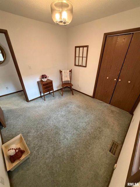 Tiny photo for 420 N 9TH Street, Benton, IL 62812 (MLS # EB460524)