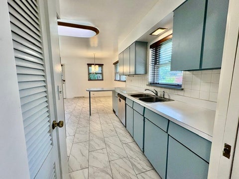 Tiny photo for 512 KAREY Court, Wilmette, IL 60091 (MLS # 12711710)