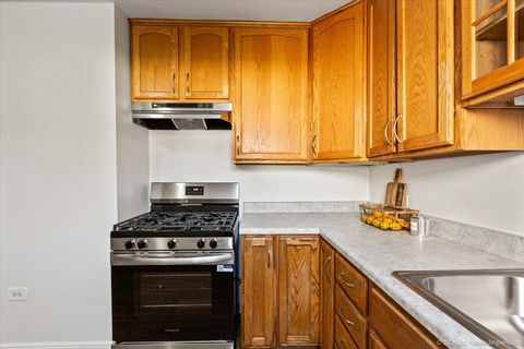 Tiny photo for 9524 S Francisco Avenue, Evergreen Park, IL 60805 (MLS # 12519221)