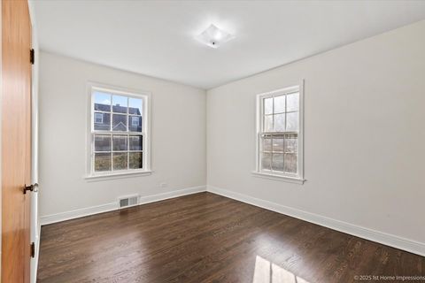 Tiny photo for 9524 S Francisco Avenue, Evergreen Park, IL 60805 (MLS # 12519221)