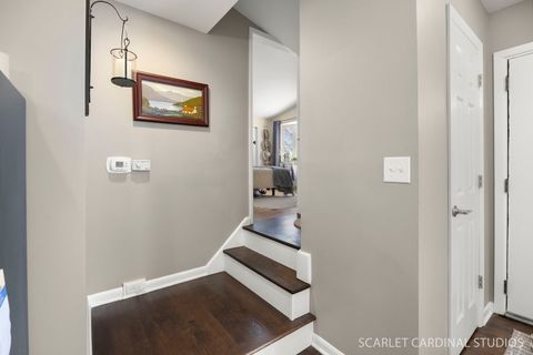 Tiny photo for 5 Chase Court, Lombard, IL 60148 (MLS # 12586639)