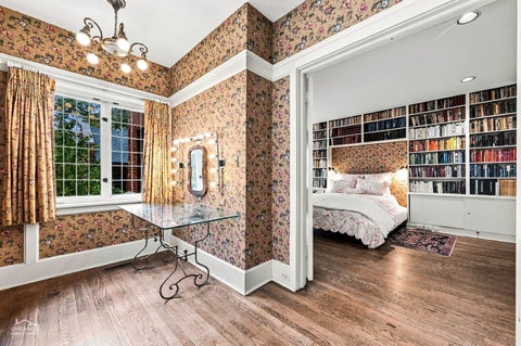 Tiny photo for 5650 S Dorchester Avenue #1, Chicago, IL 60637 (MLS # 12758344)