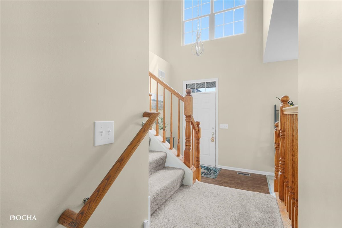 377 Grape Vine Trail, Oswego, IL 60543 — MLS #12599924 — photo 11 of 36