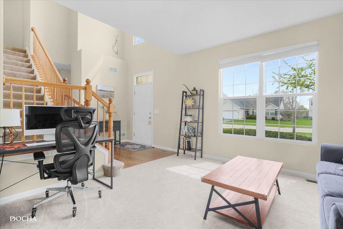 377 Grape Vine Trail, Oswego, IL 60543 — MLS #12599924 — photo 5 of 36