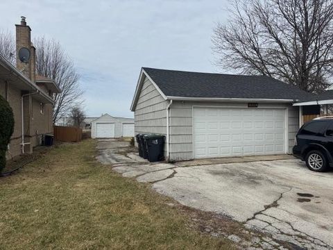 Tiny photo for 15536 State Street, South Holland, IL 60473 (MLS # 12476070)