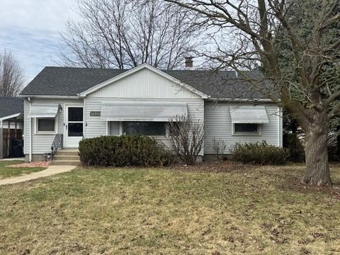 Photo of 15536 State Street, South Holland, IL 60473 (MLS # 12476070)