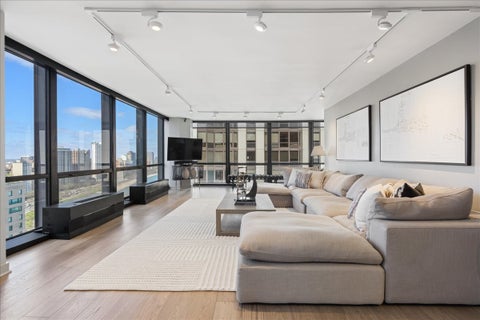 Tiny photo for 910 N Lake Shore Drive #2820, Chicago, IL 60611 (MLS # 12738200)