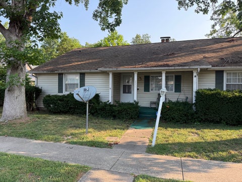 Tiny photo for 810 E 7th Street, Centralia, IL 62801 (MLS # 12723793)
