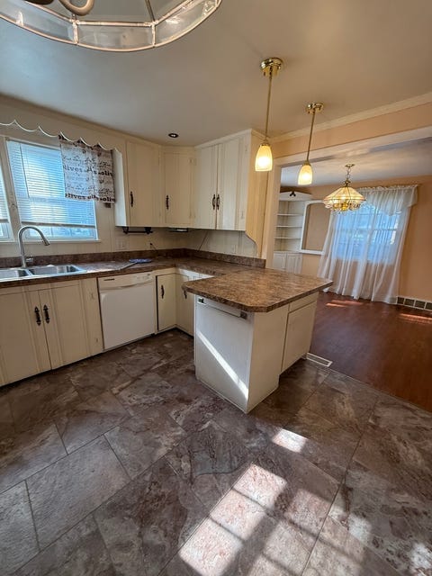 Tiny photo for 810 E 7th Street, Centralia, IL 62801 (MLS # 12723793)