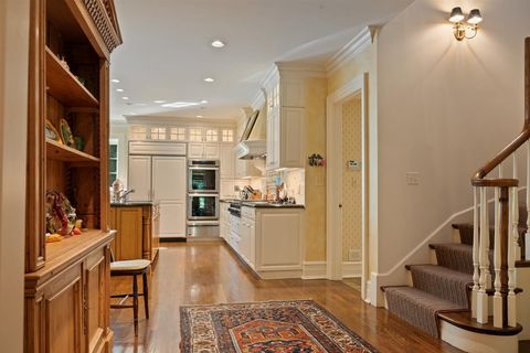 Tiny photo for 5 Woodley Road, Winnetka, IL 60093 (MLS # 12452300)