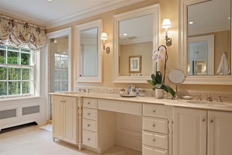 Tiny photo for 5 Woodley Road, Winnetka, IL 60093 (MLS # 12452300)