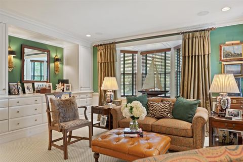 Tiny photo for 5 Woodley Road, Winnetka, IL 60093 (MLS # 12452300)