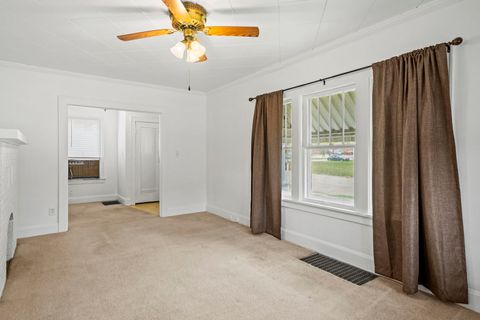 Tiny photo for 711 Garfield Avenue, Belvidere, IL 61008 (MLS # 12497442)