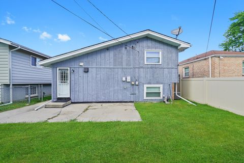 Tiny photo for 1011 E 142nd Street, Dolton, IL 60419 (MLS # 12494682)