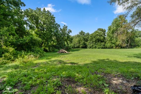 Tiny photo for 2103 Maple Road, Joliet, IL 60432 (MLS # 12436490)