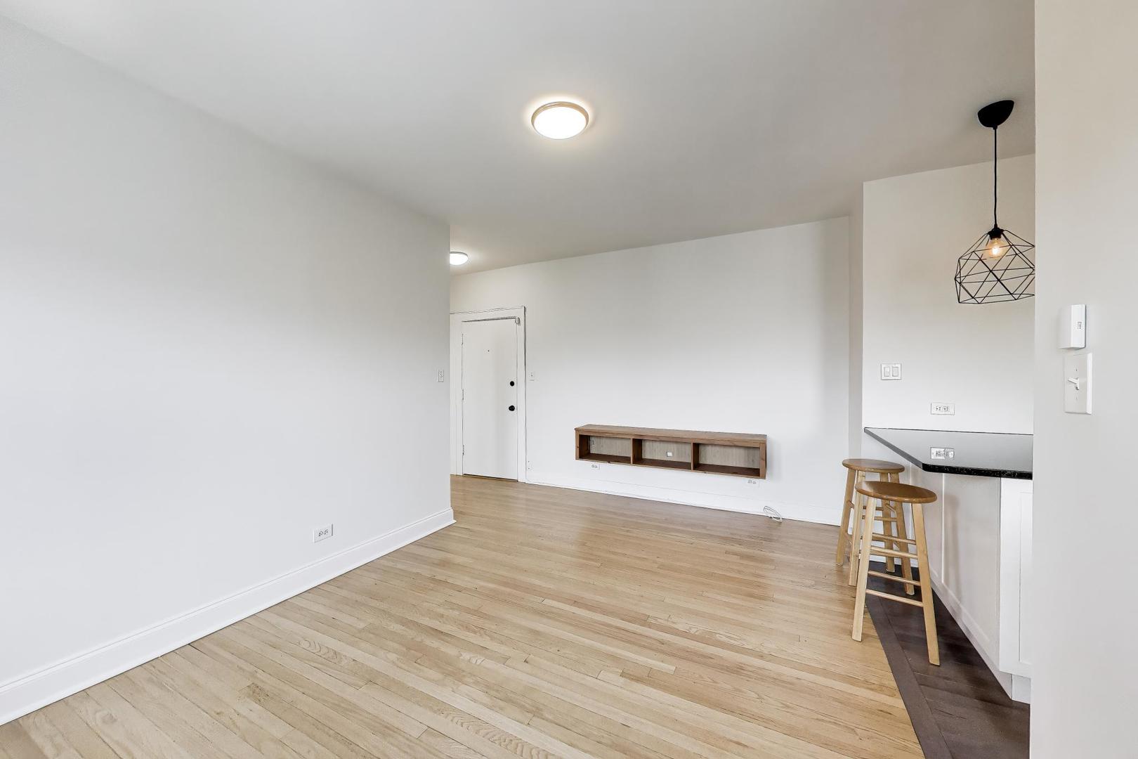 4416 1/2 N Ashland Avenue 3