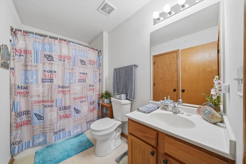 Tiny photo for 28796 W Pondview Drive, Lakemoor, IL 60051 (MLS # 12676811)