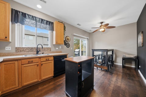 Tiny photo for 28796 W Pondview Drive, Lakemoor, IL 60051 (MLS # 12676811)