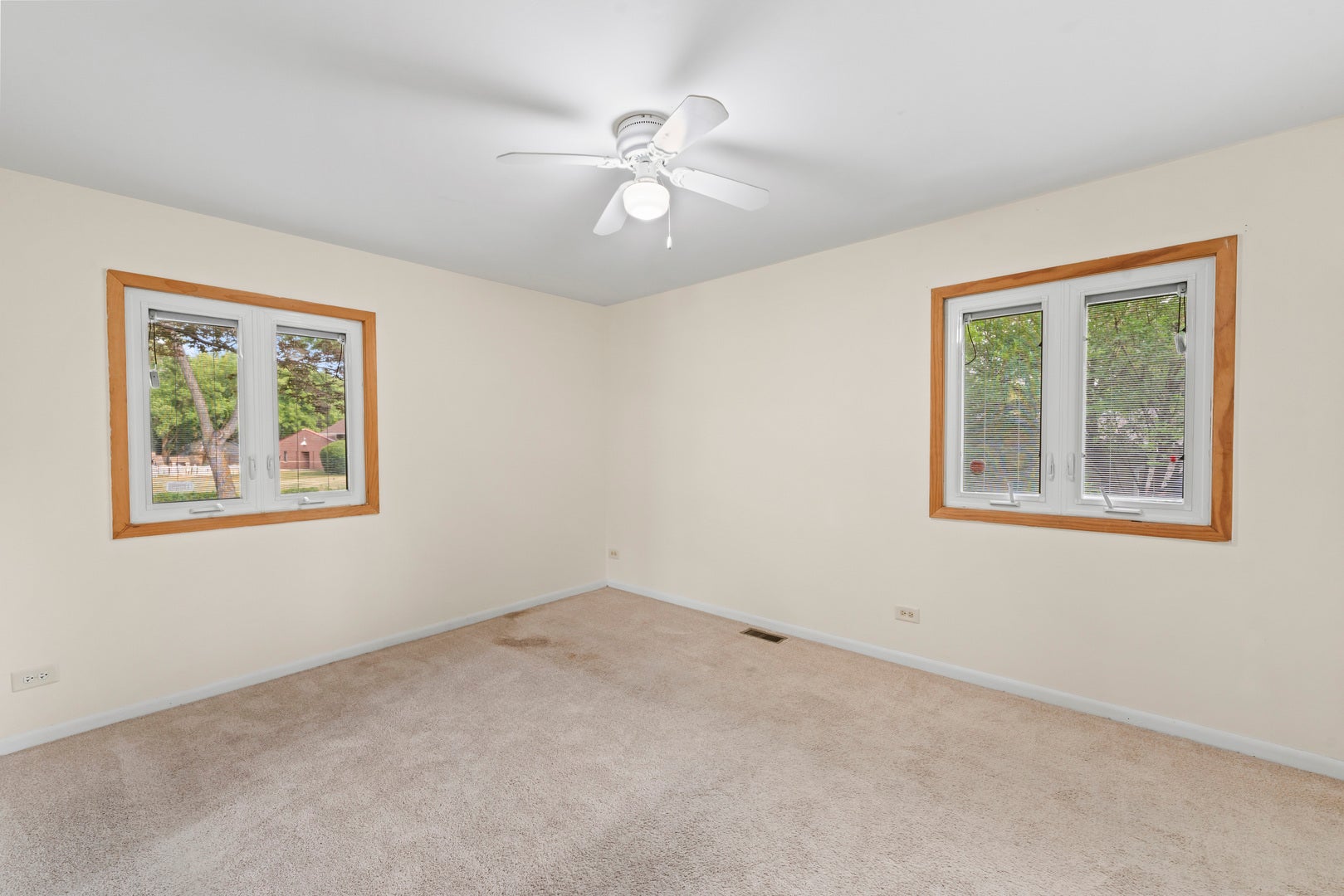 109 Landmeier Road