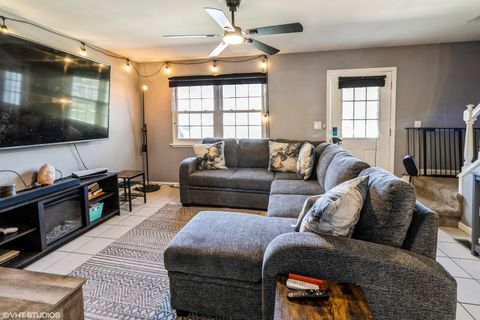 Tiny photo for 808 Bishop Court, Schaumburg, IL 60194 (MLS # 12470115)