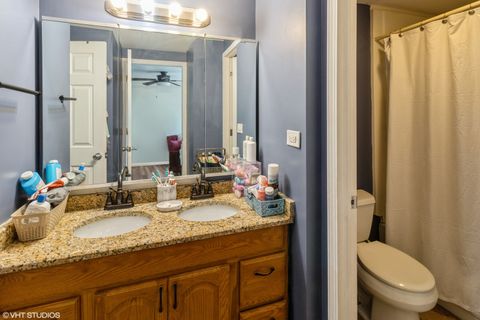 Tiny photo for 808 Bishop Court, Schaumburg, IL 60194 (MLS # 12470115)