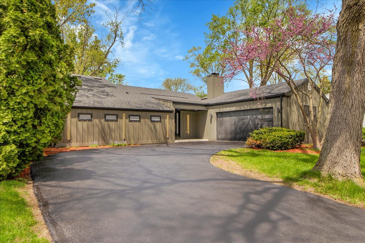 3601 Buckthorn Lane