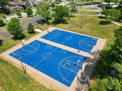 Tiny photo for 260 N Charlotte Street, Lombard, IL 60148 (MLS # 12406467)