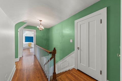 Tiny photo for 260 N Charlotte Street, Lombard, IL 60148 (MLS # 12406467)