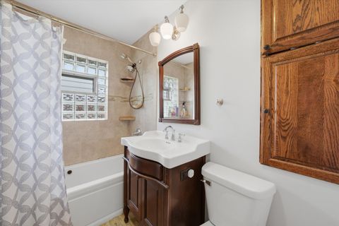 Tiny photo for 10352 Leslie Lane, Chicago Ridge, IL 60415 (MLS # 12638621)