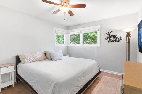 Tiny photo for 640 S Grove Avenue, Barrington, IL 60010 (MLS # 12490484)