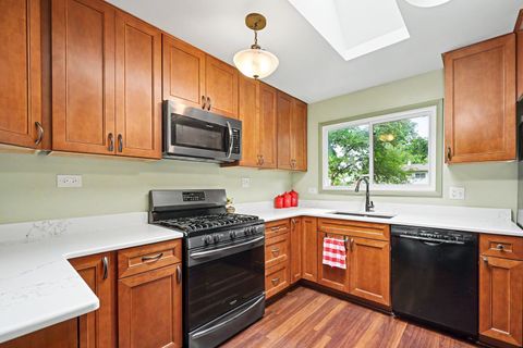 Tiny photo for 1970 Nottingham Lane, Wheaton, IL 60189 (MLS # 12671882)