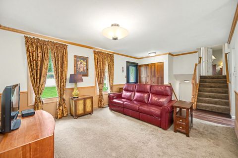 Tiny photo for 1970 Nottingham Lane, Wheaton, IL 60189 (MLS # 12671882)