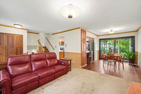 Tiny photo for 1970 Nottingham Lane, Wheaton, IL 60189 (MLS # 12671882)