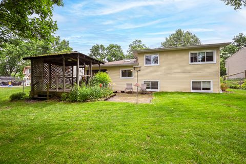 Tiny photo for 1970 Nottingham Lane, Wheaton, IL 60189 (MLS # 12671882)