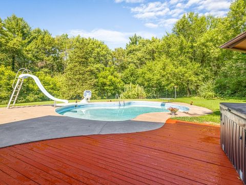 Tiny photo for 16540 Grove Creek Circle, Pecatonica, IL 61063 (MLS # 12433990)