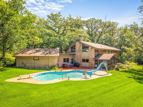 Tiny photo for 16540 Grove Creek Circle, Pecatonica, IL 61063 (MLS # 12433990)