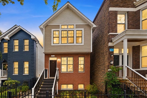 Tiny photo for 1621 W Huron Street, Chicago, IL 60622 (MLS # 12768055)