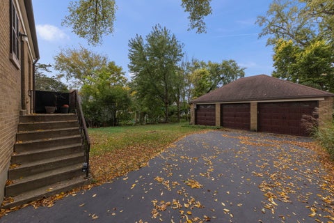 Tiny photo for 611 E Illinois Street, Wheaton, IL 60187 (MLS # 12781743)