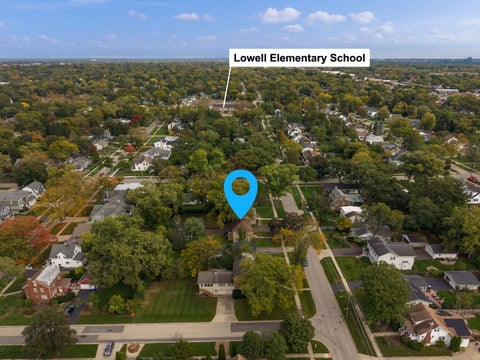 Tiny photo for 611 E Illinois Street, Wheaton, IL 60187 (MLS # 12781743)