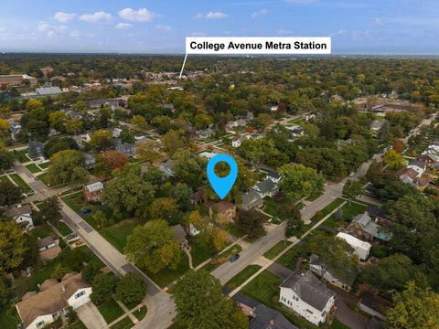 Tiny photo for 611 E Illinois Street, Wheaton, IL 60187 (MLS # 12781743)