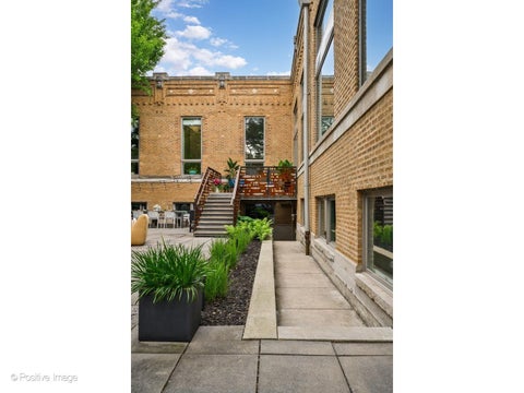 Tiny photo for 1019 N WOLCOTT Avenue, Chicago, IL 60622 (MLS # 12668073)