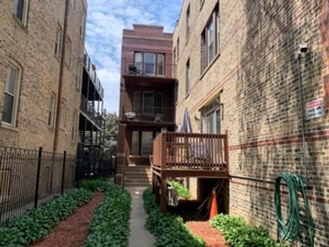 2744 N Kimball Avenue 1N Chicago IL 60647