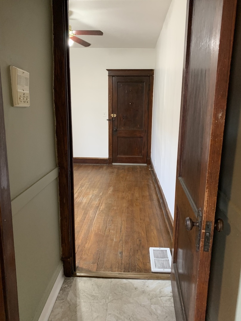 2744 N Kimball Avenue 1N