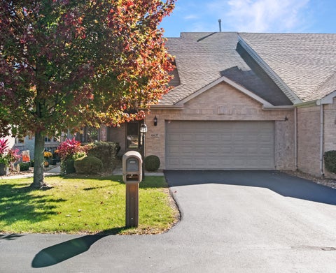 Photo of 16637 Wexford Court, Tinley Park, IL 60477 (MLS # 12790111)