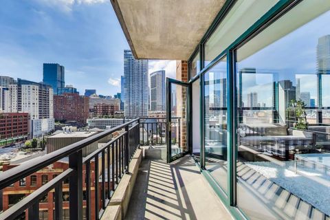 Tiny photo for 400 W Ontario Street #1005, Chicago, IL 60654 (MLS # 12581031)