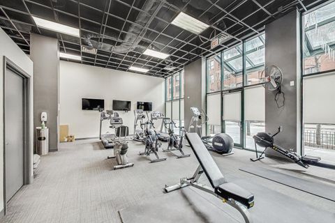 Tiny photo for 400 W Ontario Street #1005, Chicago, IL 60654 (MLS # 12581031)