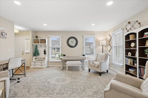 Tiny photo for 306 Lorraine Drive, Crystal Lake, IL 60012 (MLS # 12582534)